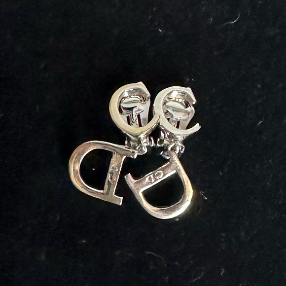 Christian Dior Clip On Earrings - Picture 5 of 11